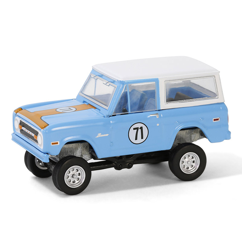 Bronco Custom SUV