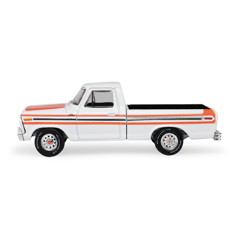 F-150 – White with Orange Stripes