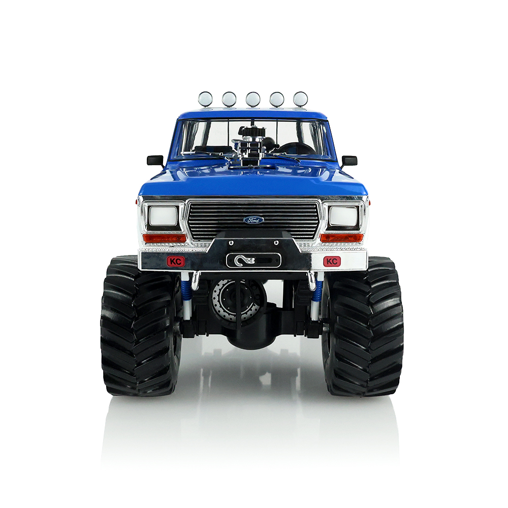 Kings of Crunch - Bigfoot #1 - 1979 Ford F-250 Monster Truck USA 250 Tribute with 1:18 Bob Chandler Standing Figure