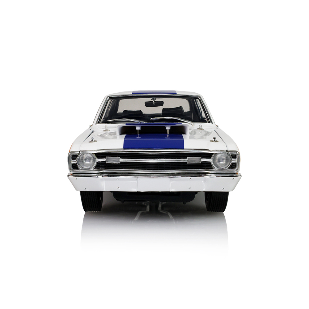 1968 Dodge Super Stock Hemi Dart LO23 – Mr. Norm’s